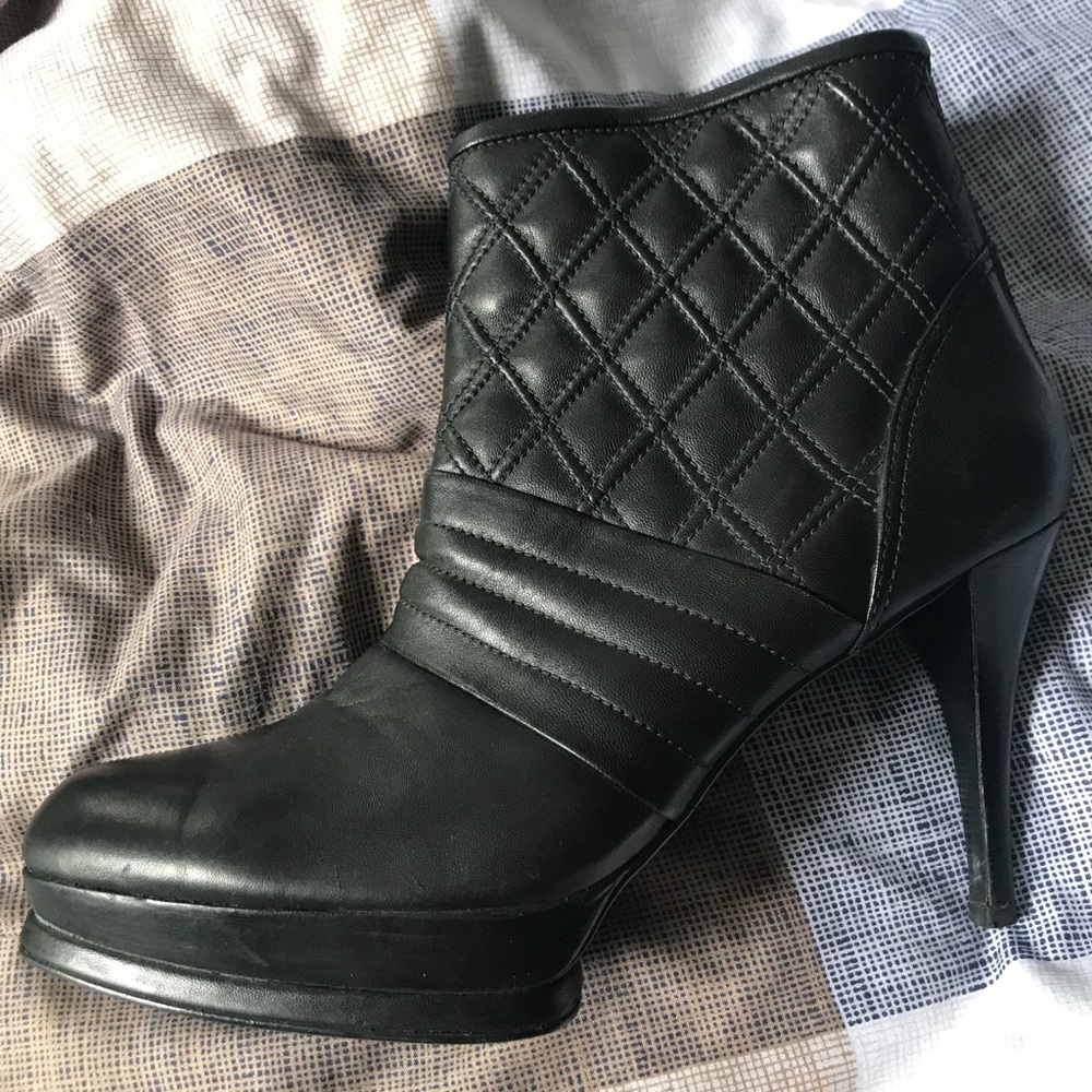 Stuart Weitzman Booties